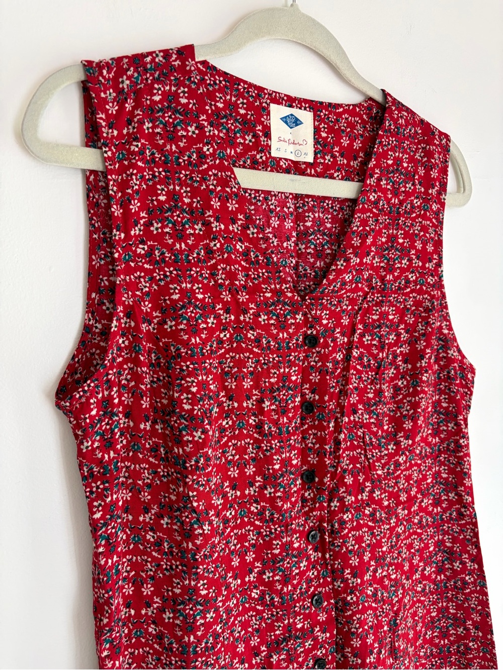 Sadie Robertson Red Floral Sleeveless Button Front Dress Size L - Picture 2 of 5